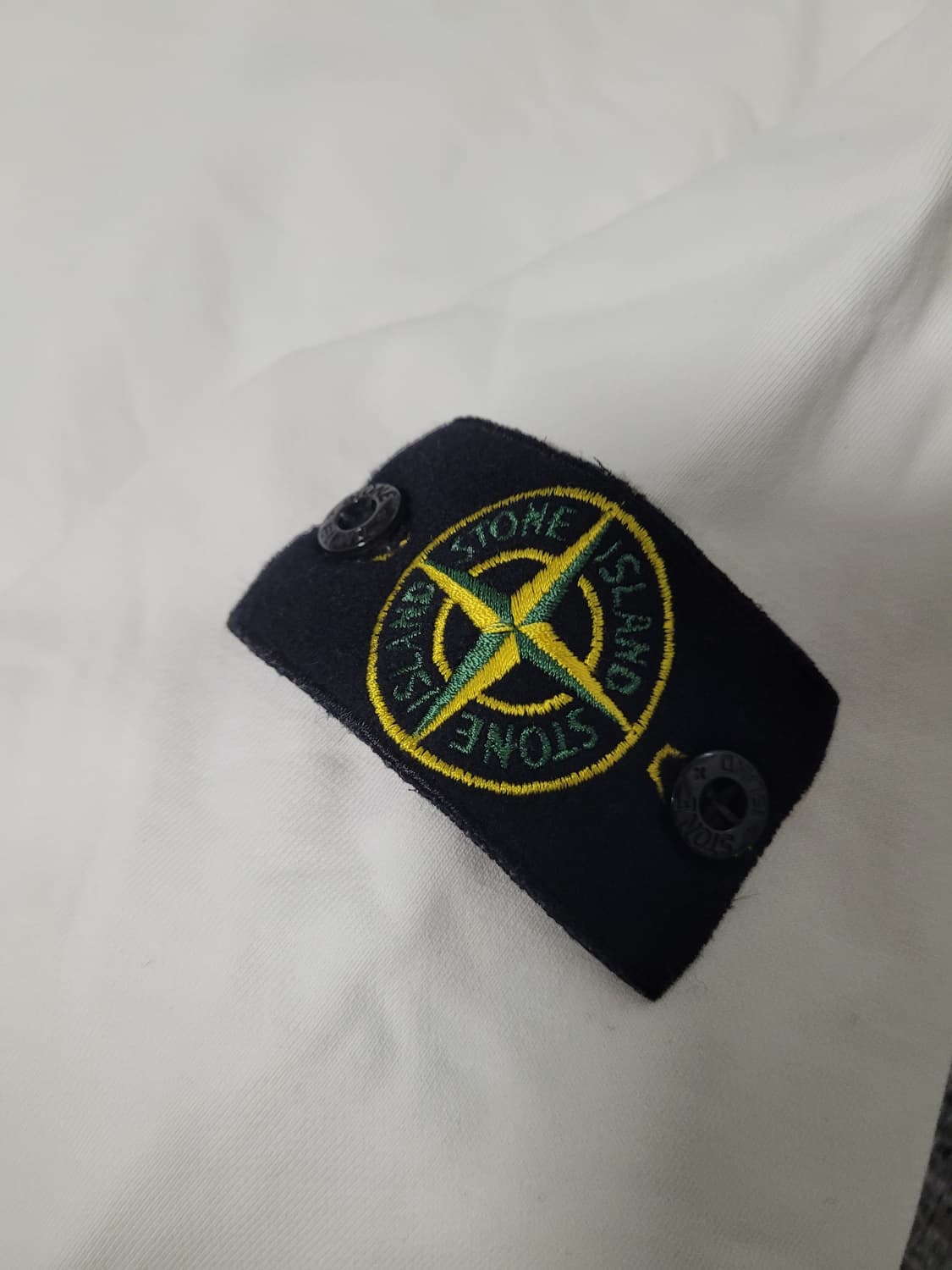 스톤아일랜드 화이트 맨투맨 상품이미지6