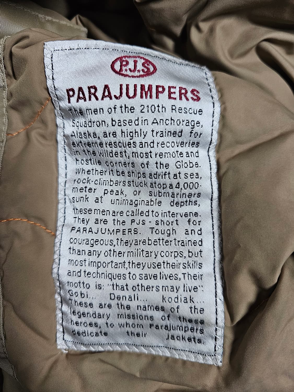 파라점퍼스 여성 코디악패딩 S 정품 상품이미지4