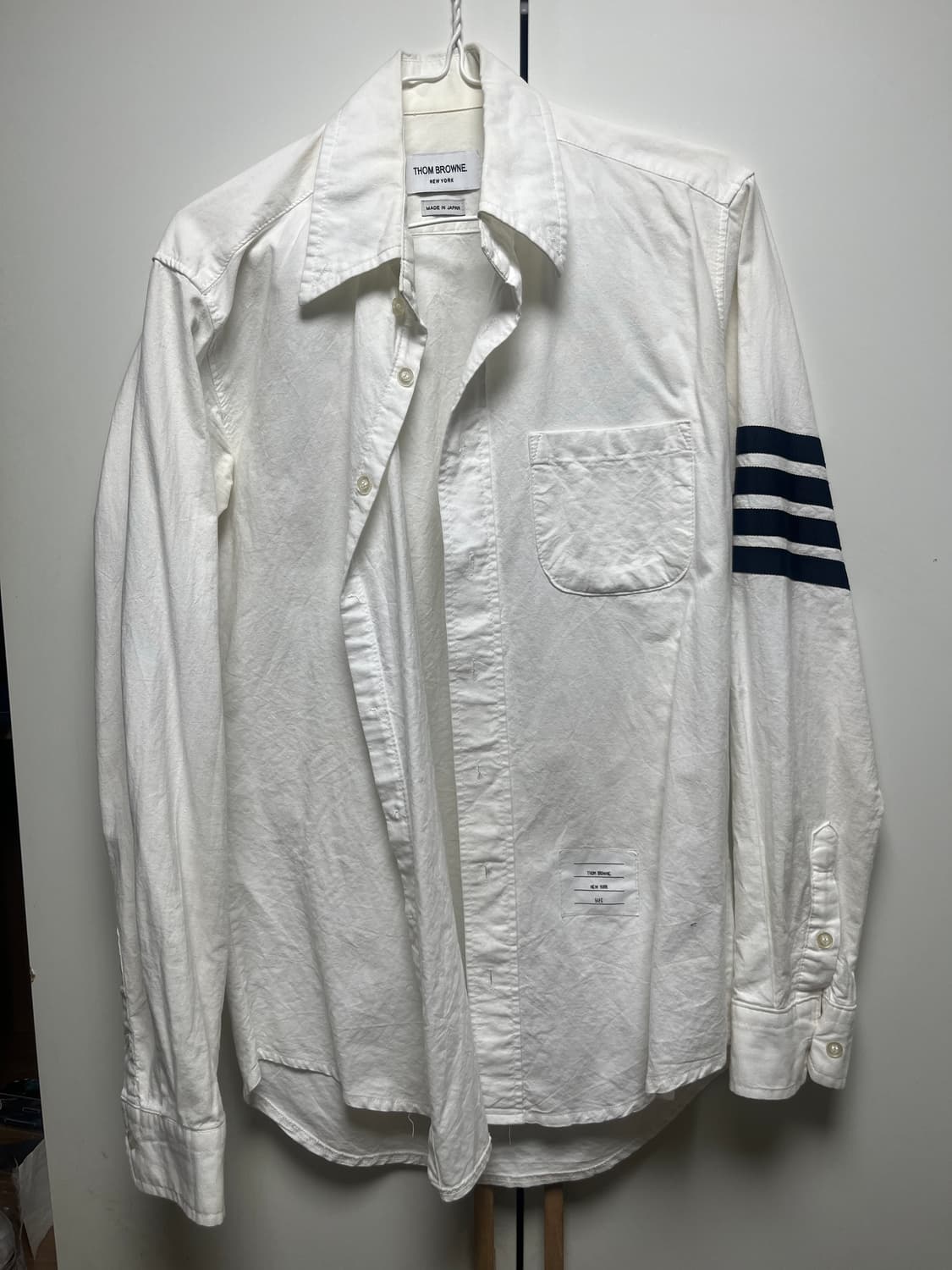 톰브라운 셔츠 상품이미지1