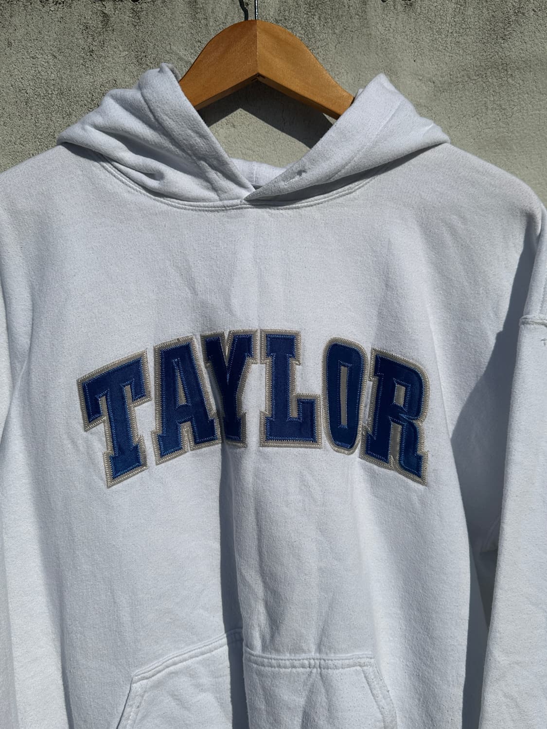 [XL] GILDAN 길단 TAYLOR 화이트 후드 티셔츠 상품이미지2