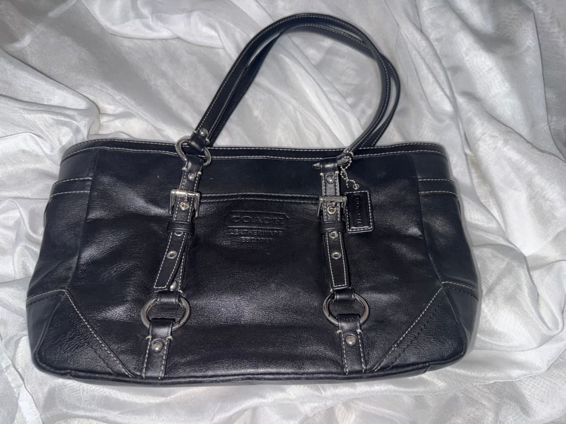 코치 블랙 숄더백 상품이미지4