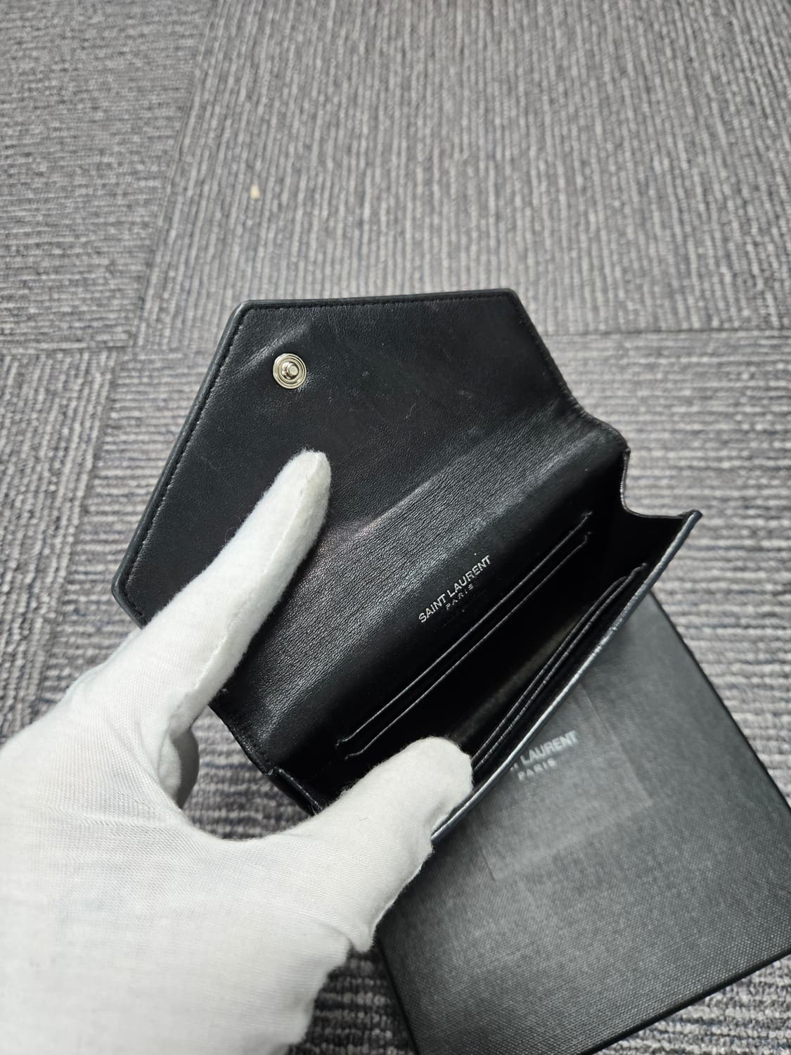 [특가][정품]입생로랑 크로커다일 반지갑 상품이미지5