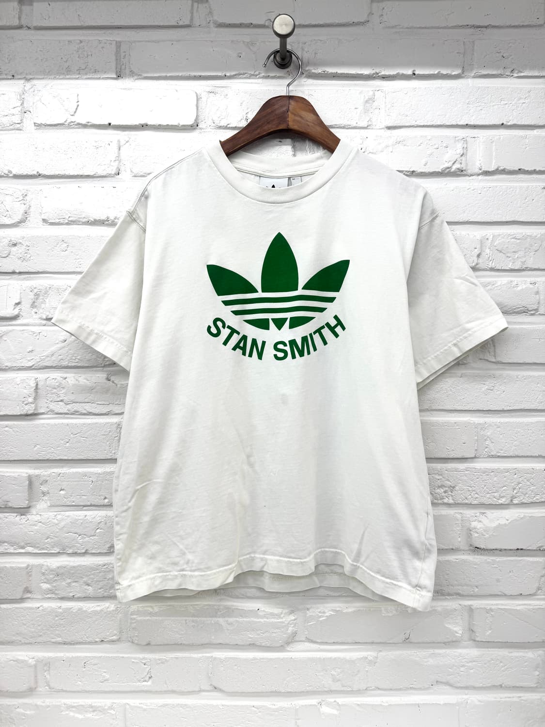아디다스 스탠스미스 화이트 그린 로고 반팔티셔츠 상품이미지1