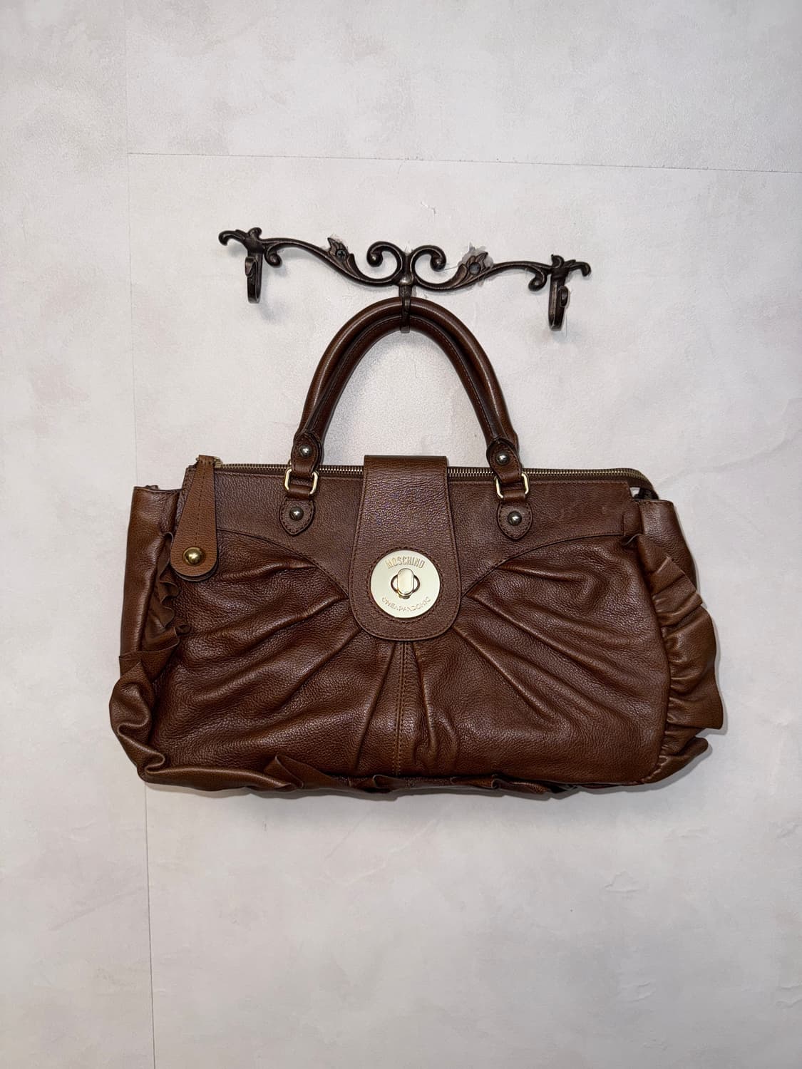 MOSCHINO leather shirring ruffle 숄더백 상품이미지1