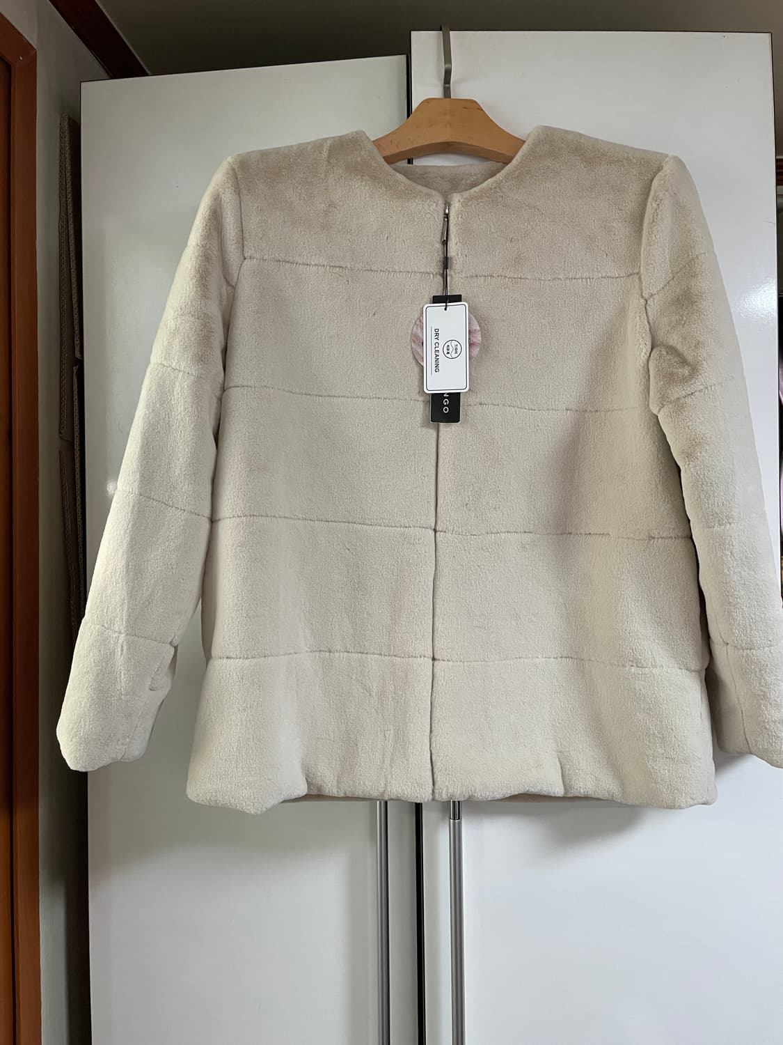 플라밍고 안감 누빔 페이크 퍼 자켓 새제품 상품이미지1