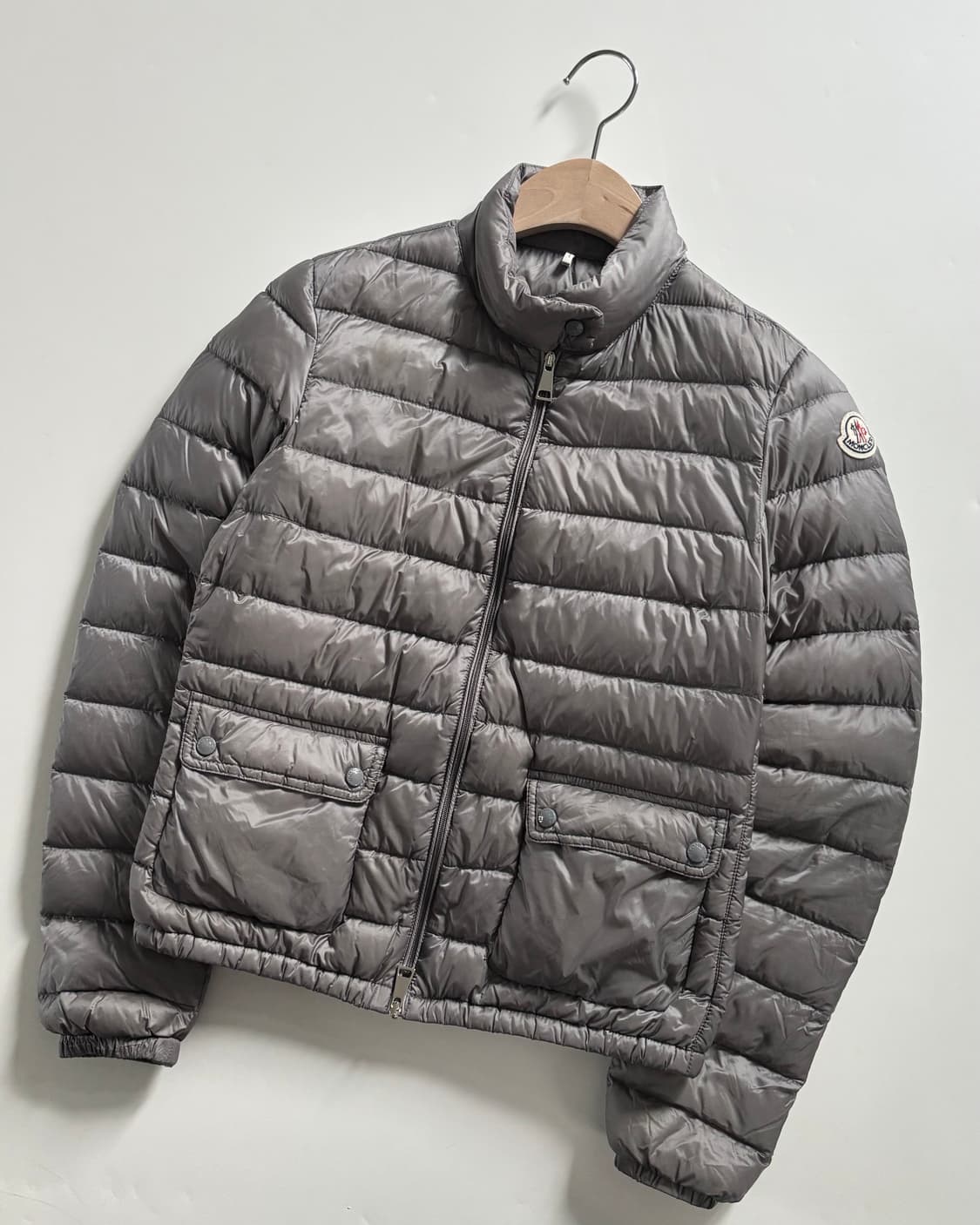 Moncler 몽클레르 란스 그레이 경량 구스다운 우먼 자켓 상품이미지2