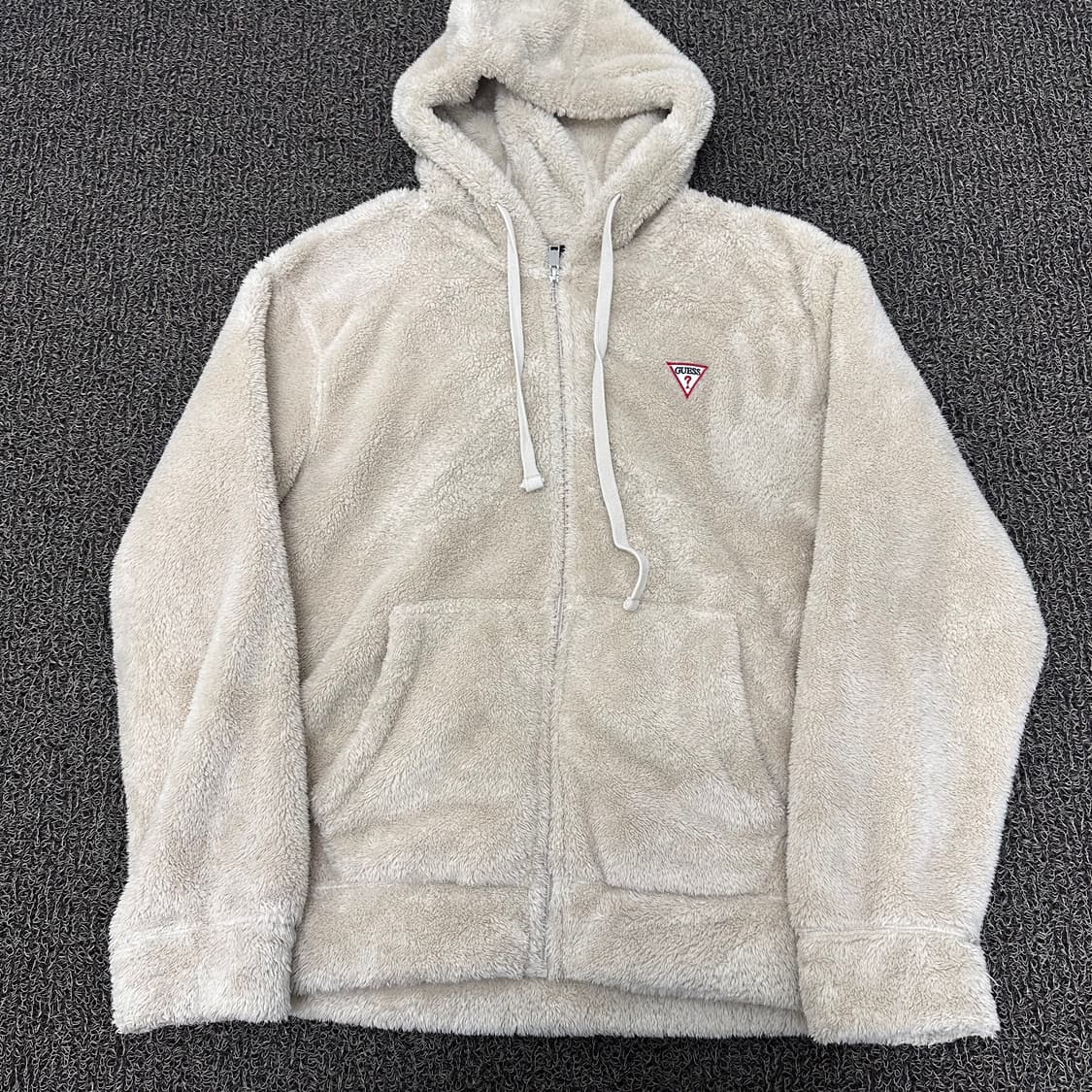 GUESS 게스 뽀글이 털 후드집업 105(XL) 상품이미지1