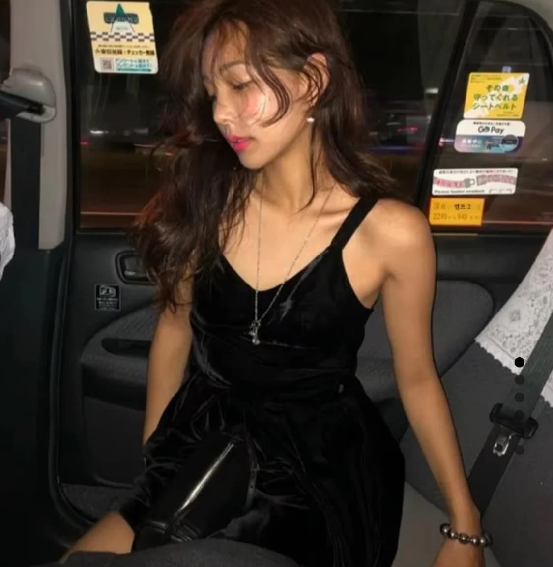 더바넷 벨벳 칵테일 드레스 벨벳 나시 원피스 상품이미지3