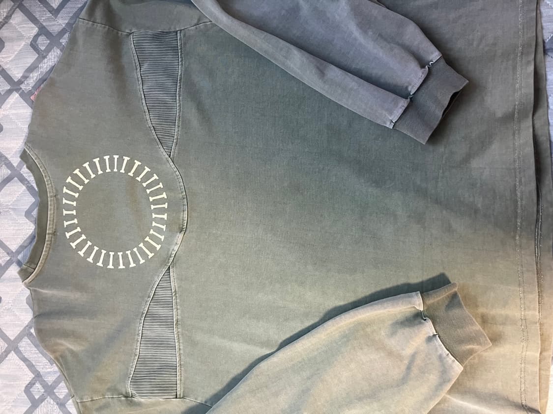 [급처] 이그노타 롱슬리브 상품이미지5