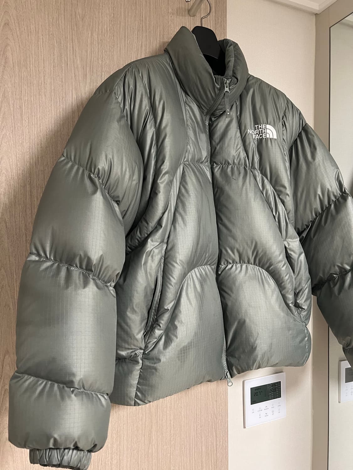 XL,카키) 노스페이스 화이트라벨 웨이브 RDS 다운 자켓 상품이미지2