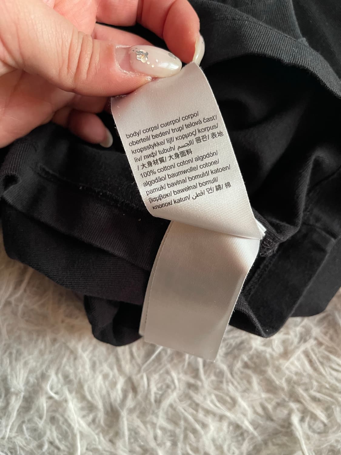 캘빈클라인 진스 블랙 크롭 반팔티 S 상품이미지3