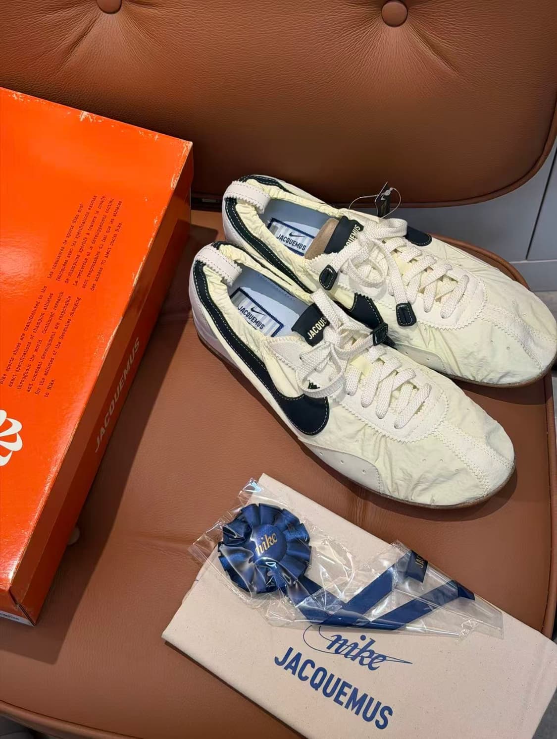 나이키 x 자크뮈스 문 슈 SP 앨러배스터 오프 누아르 상품이미지1