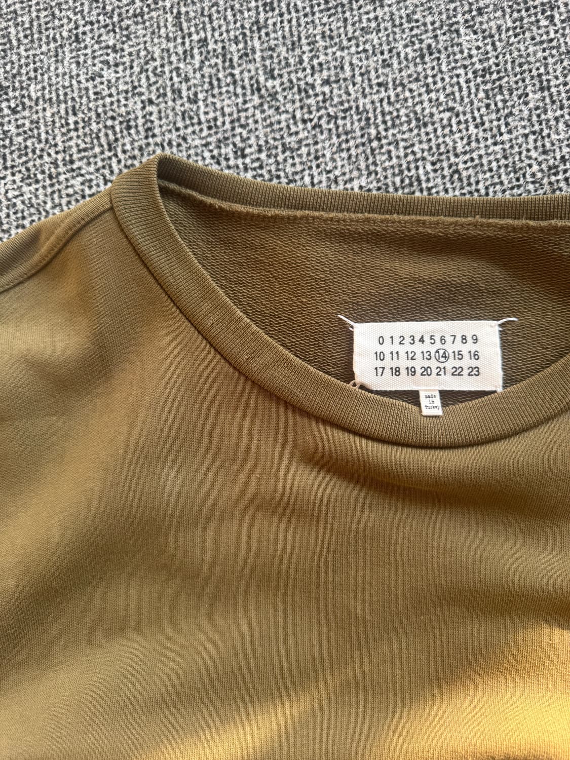 마르지엘라 엘보우패치 맨투맨 상품이미지4