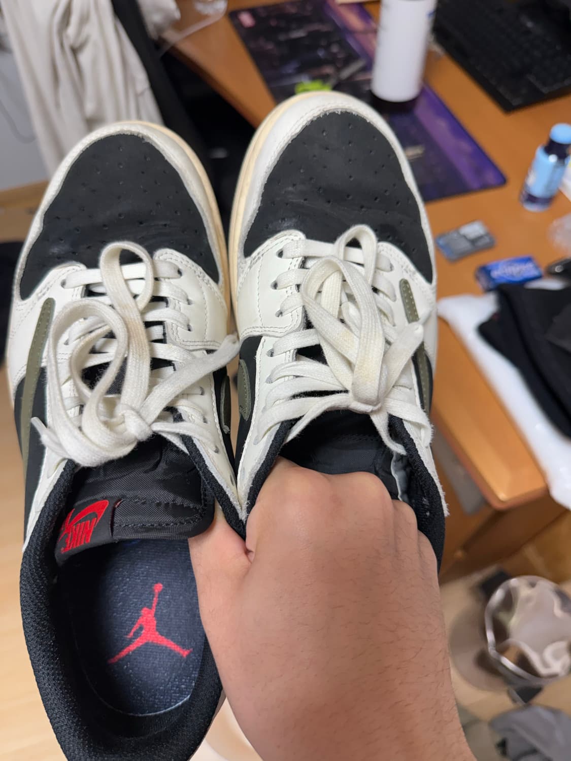 나이키 조던 스캇 올리브 275 상품이미지1