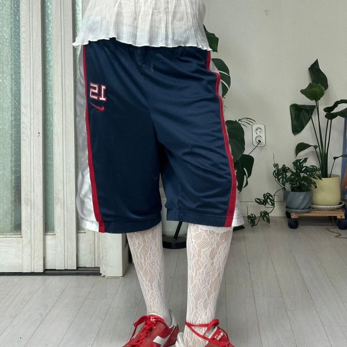 90s 나이키 네이비 화이트 반바지 상품이미지1