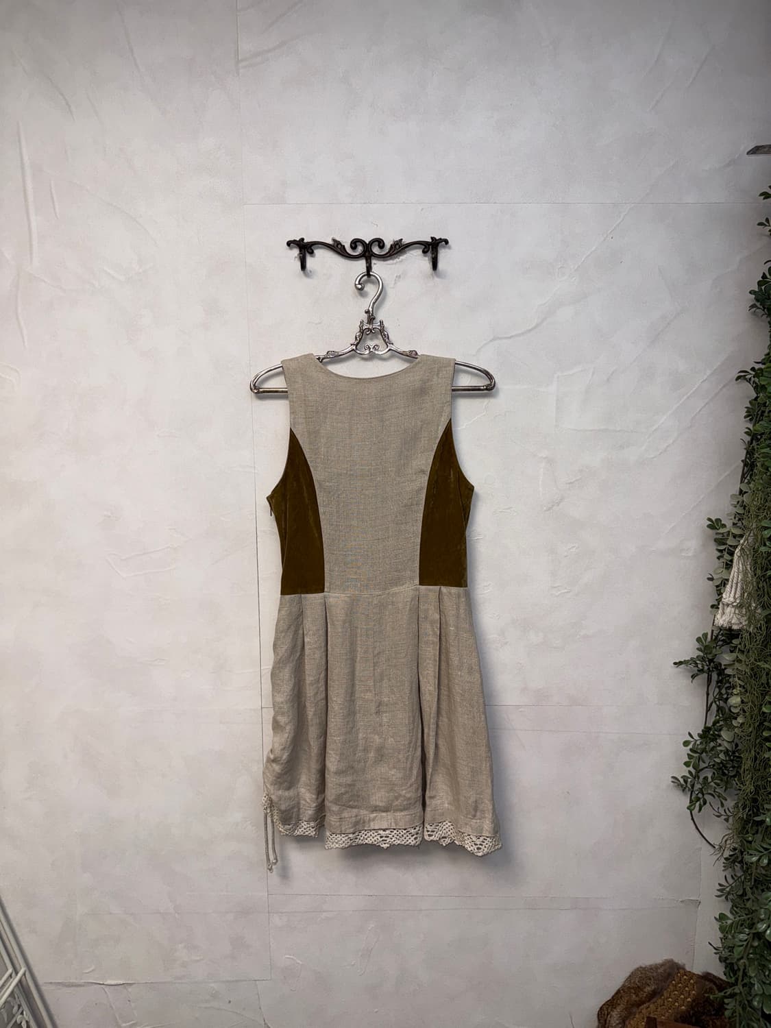Beige brown linen shirring velvet ops  상품이미지4