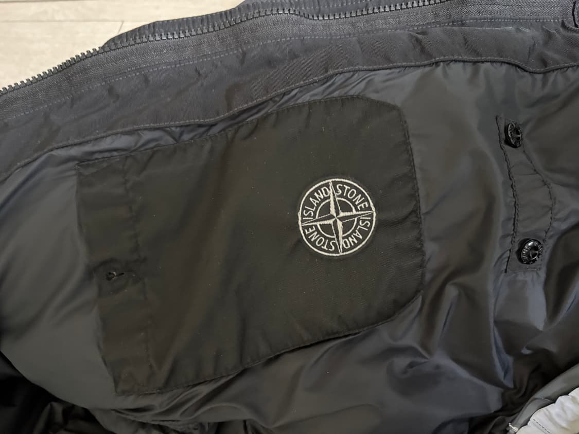 스톤아일랜드 24FW 크링클랩스 패딩 L 상품이미지4