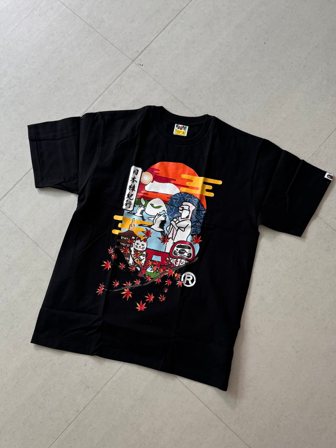 새상품) 베이프 반팔 XL 상품이미지2