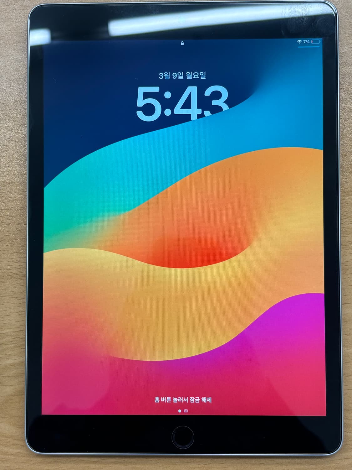 아이패드9세대 64GB 판매합니다!!(사용감 거의 없음) 상품이미지1