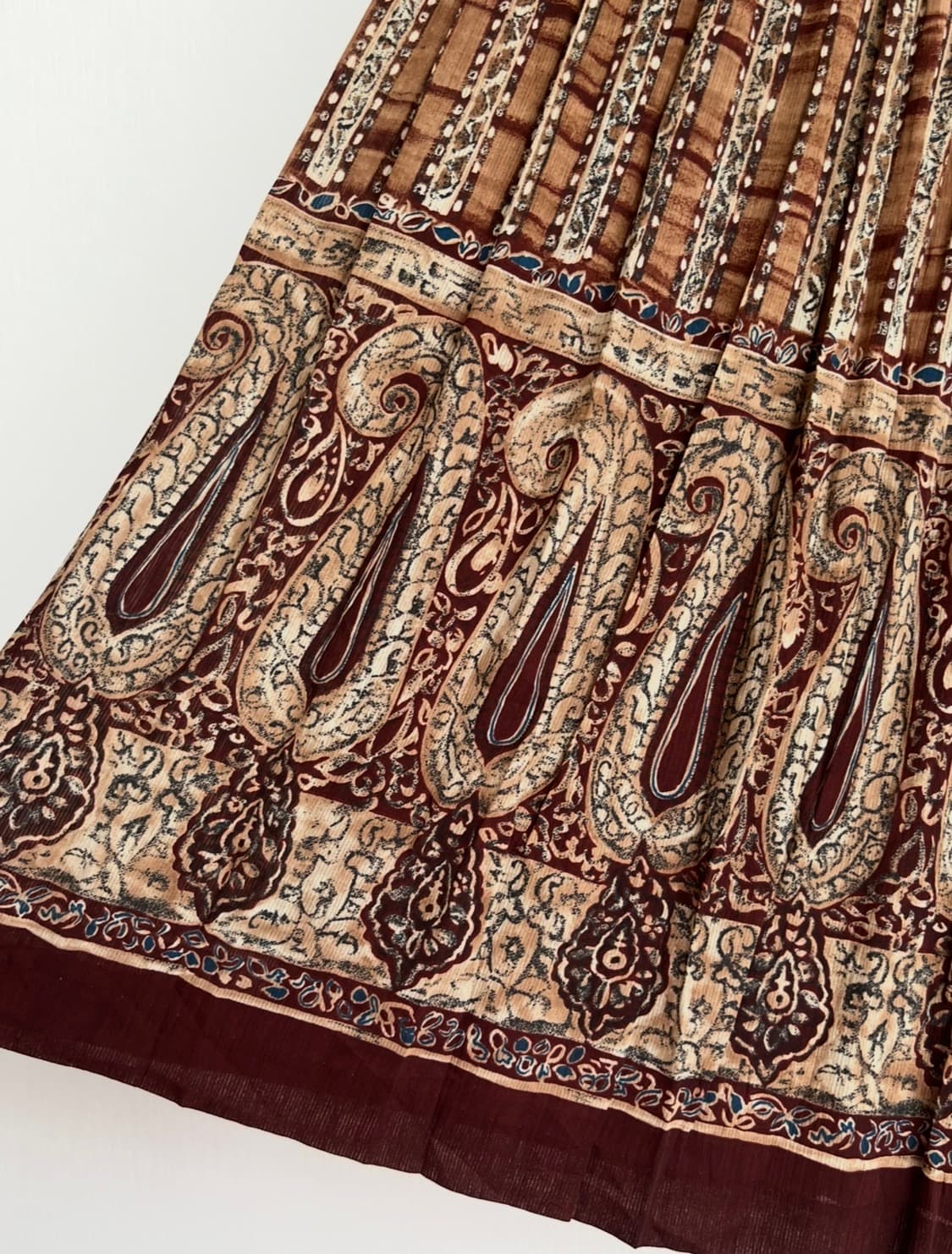 *SALE) 카키브라운 패턴 패치 롱 스커트 상품이미지4