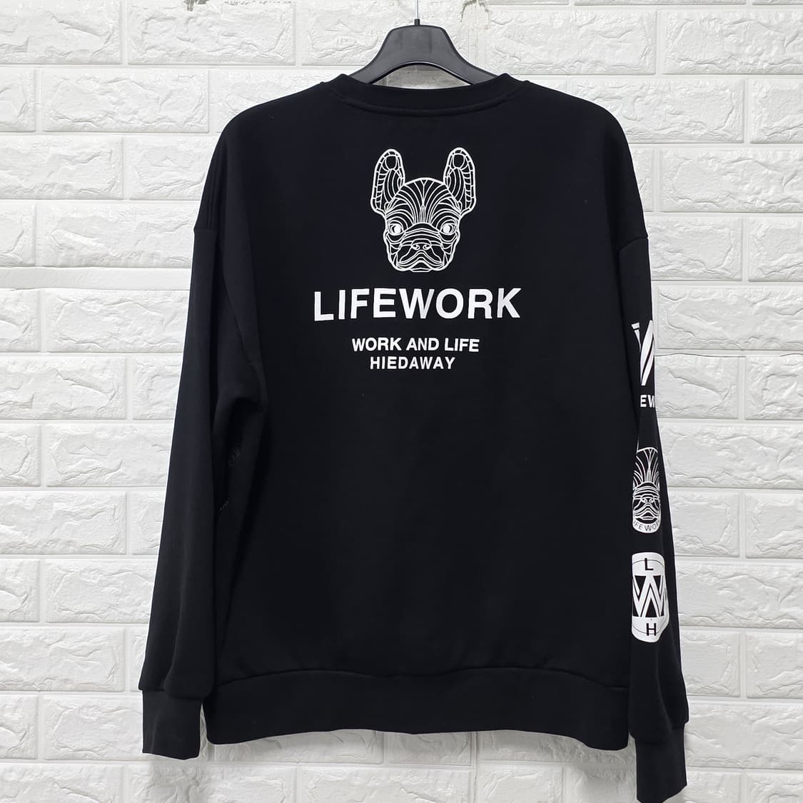 택포) 라이프워크 블랙 맨투맨 L 상품이미지4