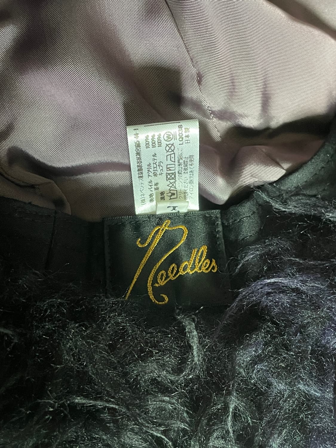 니들스 블랙퍼플 퍼 버킷 햇 상품이미지3