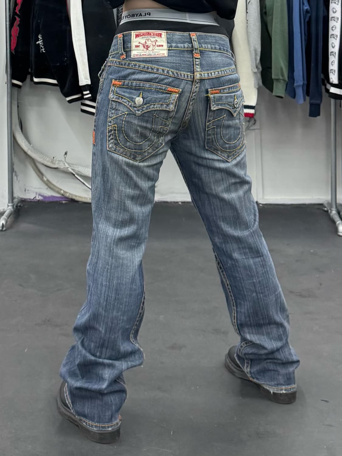 트루릴리전 조이 슈퍼티 부츠컷 데님팬츠 상품이미지4