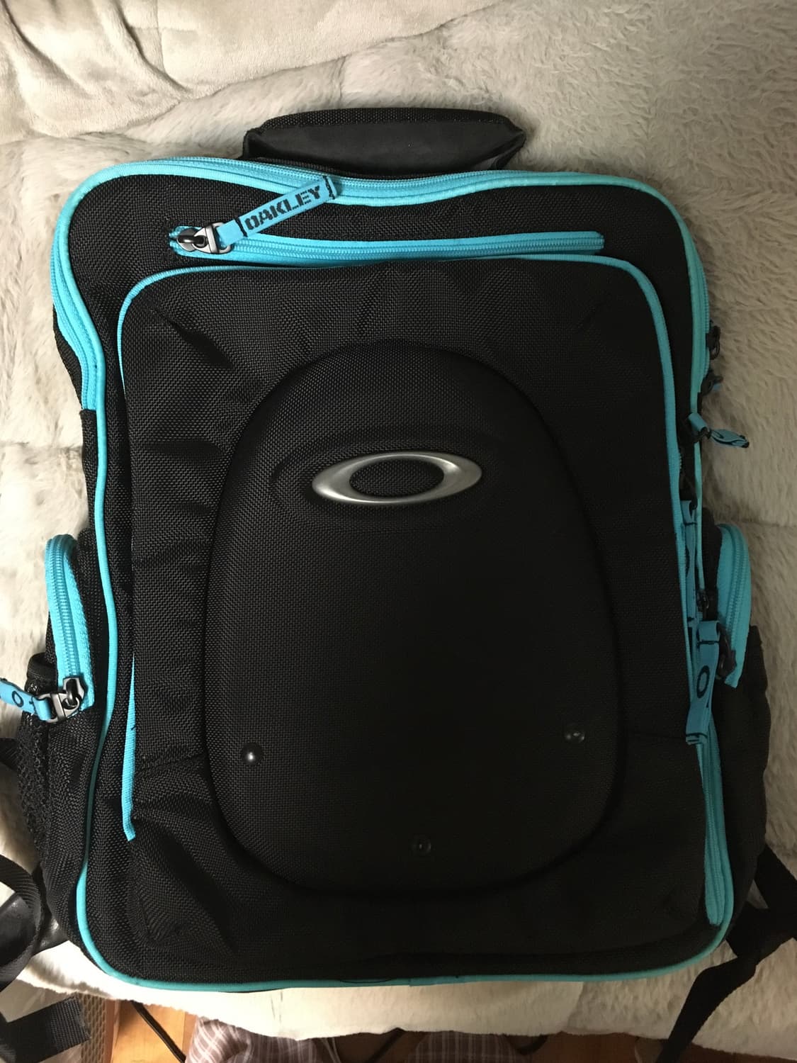 oakley vintage square bag 상품이미지1