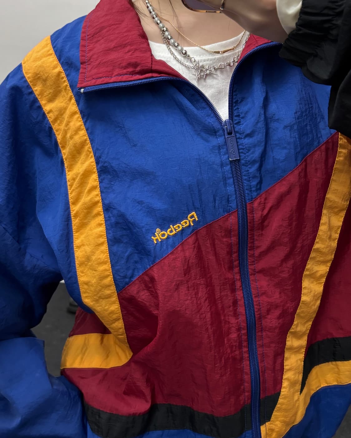 리복 00s 올드스쿨 배색 바람막이 자켓 상품이미지3