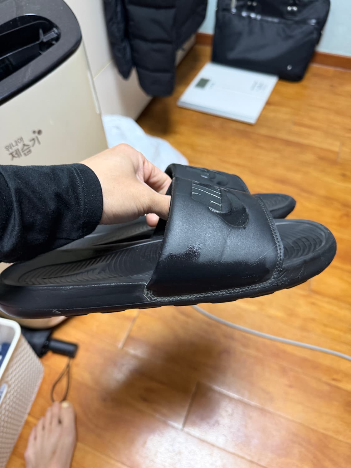 나이키 슬리퍼 270사이즈 새상품급 판매 상품이미지3