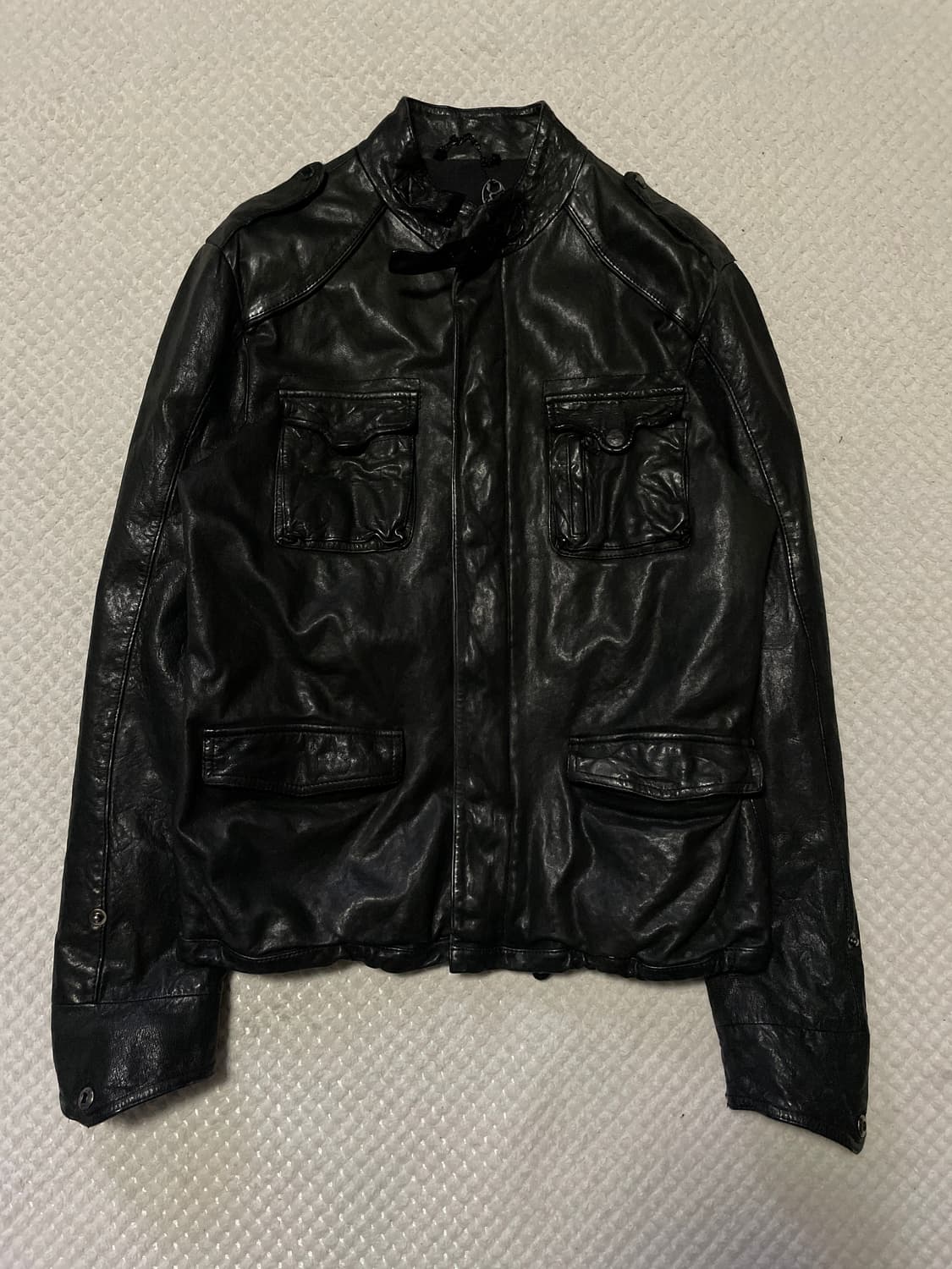 XESS 아티잔 무드 램스킨 양가죽 포켓 절개 레더 자켓 상품이미지1