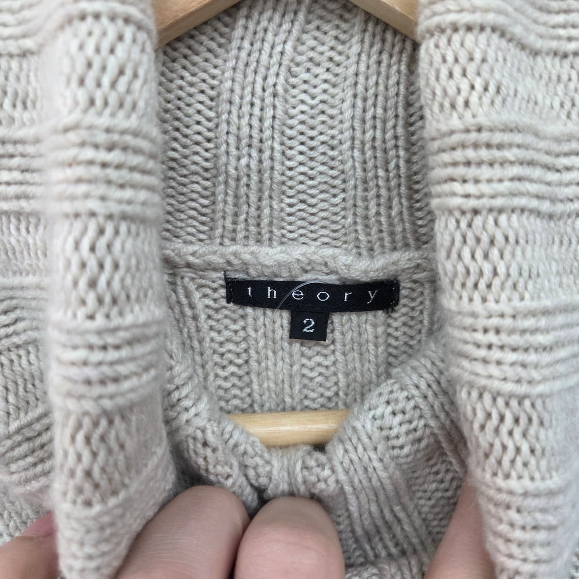 띠어리 골지 니트 롤넥 민소매 탑 여s 상품이미지2