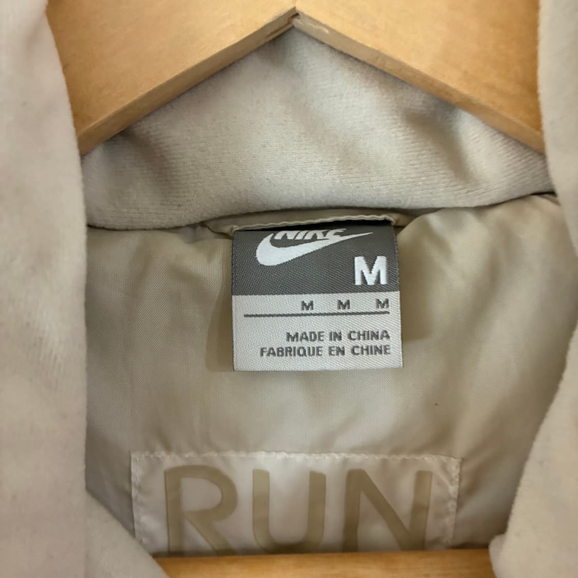 나이키 00s 다운 패딩 상품이미지4