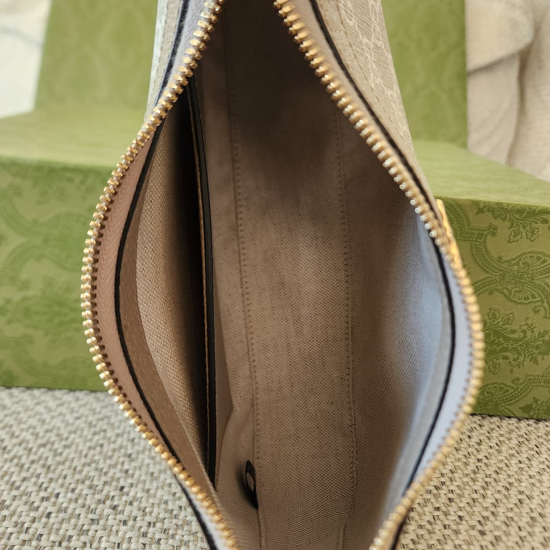 전시품급 구찌 GG 수프림 오피디아 숄더백 스몰 베이지 상품이미지8