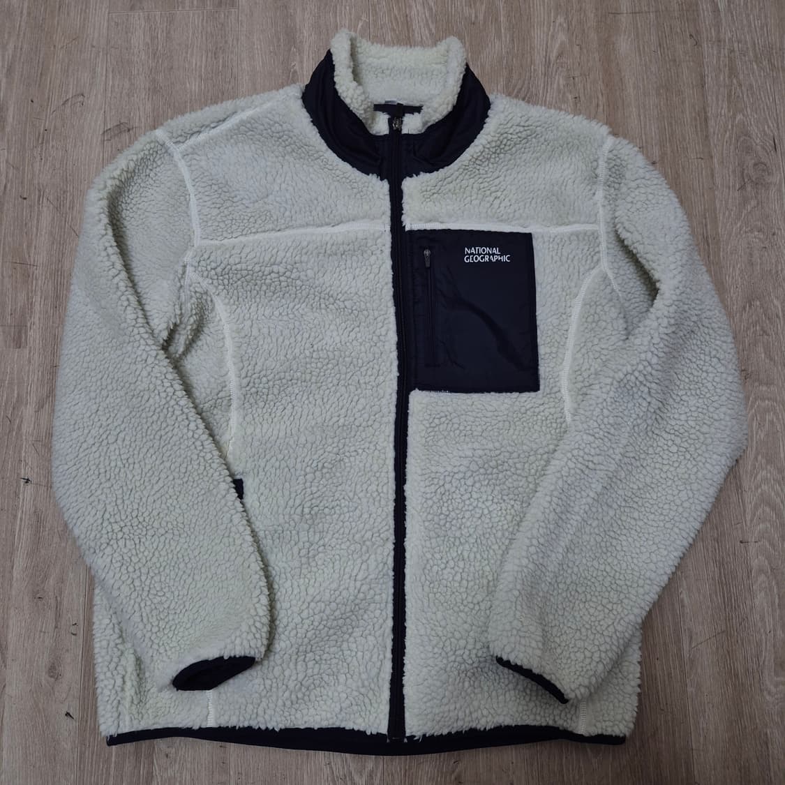 내셔널지오그래픽 로고 뽀글이 후리스 자켓 상품이미지1