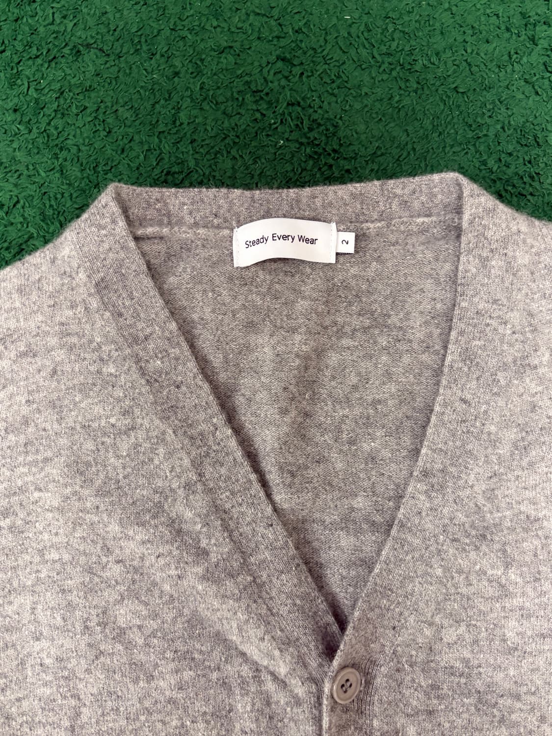 새상품급 2) 스테디에브리웨어 울캐시미어 가디건 그레이 상품이미지3