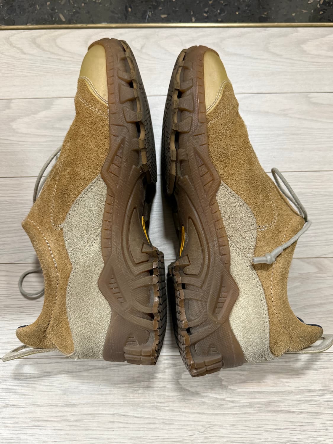 아워레가시 가베 퍼진 브라운 스웨이드 42 상품이미지2