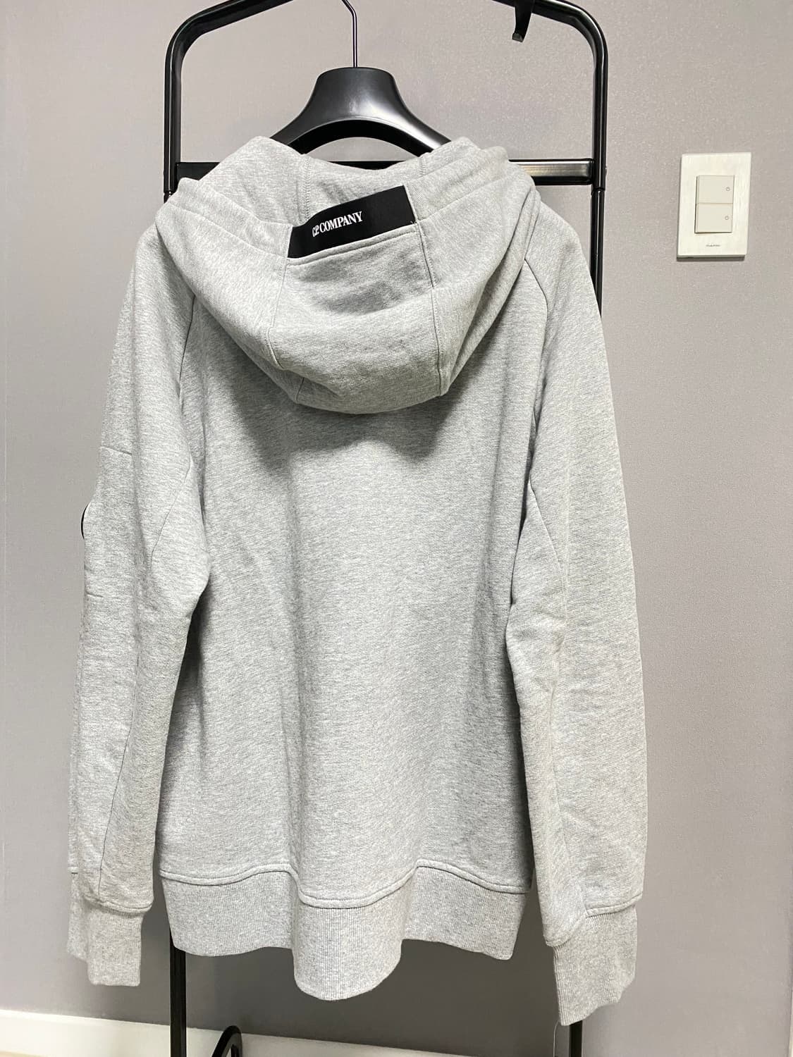 cp컴퍼니23fw  후드집업 그레이 상품이미지3