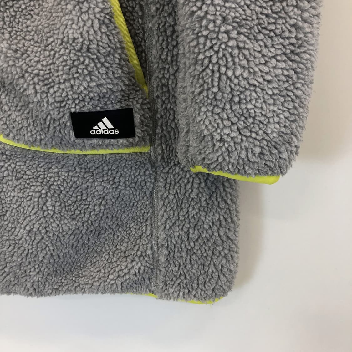 아디다스 리버시블 롱 쉐르파점퍼 M  상품이미지2