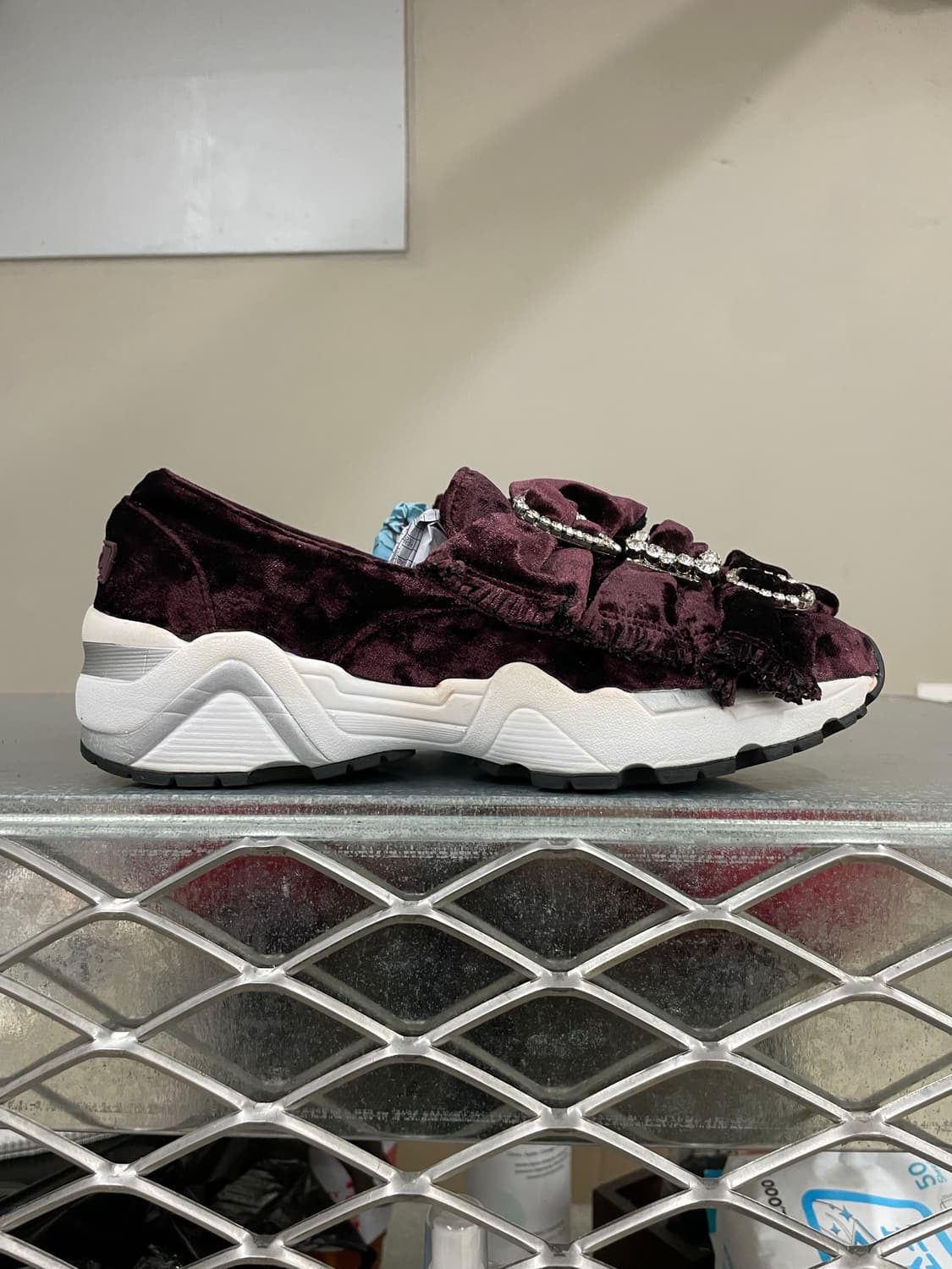 슈콤마보니 티아라 벨벳 스니커즈 235 상품이미지4