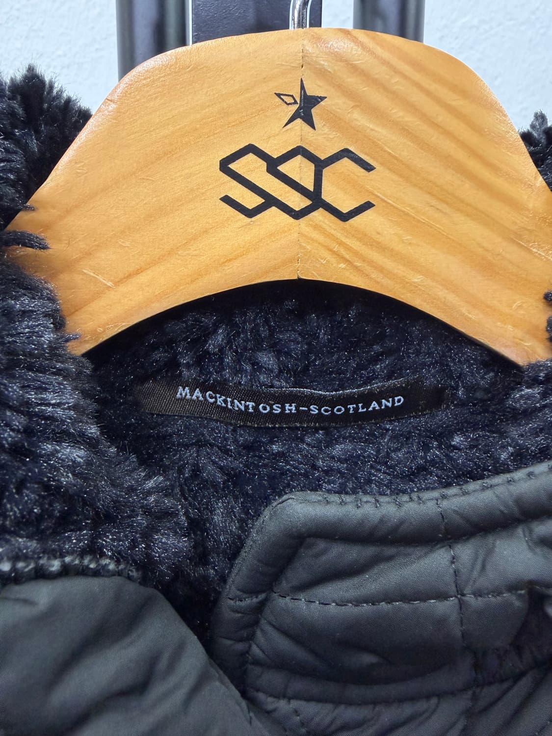 정품) 맥킨토시 블랙 퀼팅 패딩 55 상품이미지6
