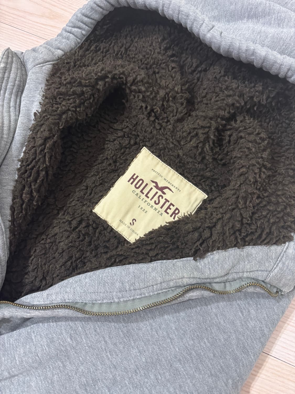 홀리스터 양털 후드집업 상품이미지3