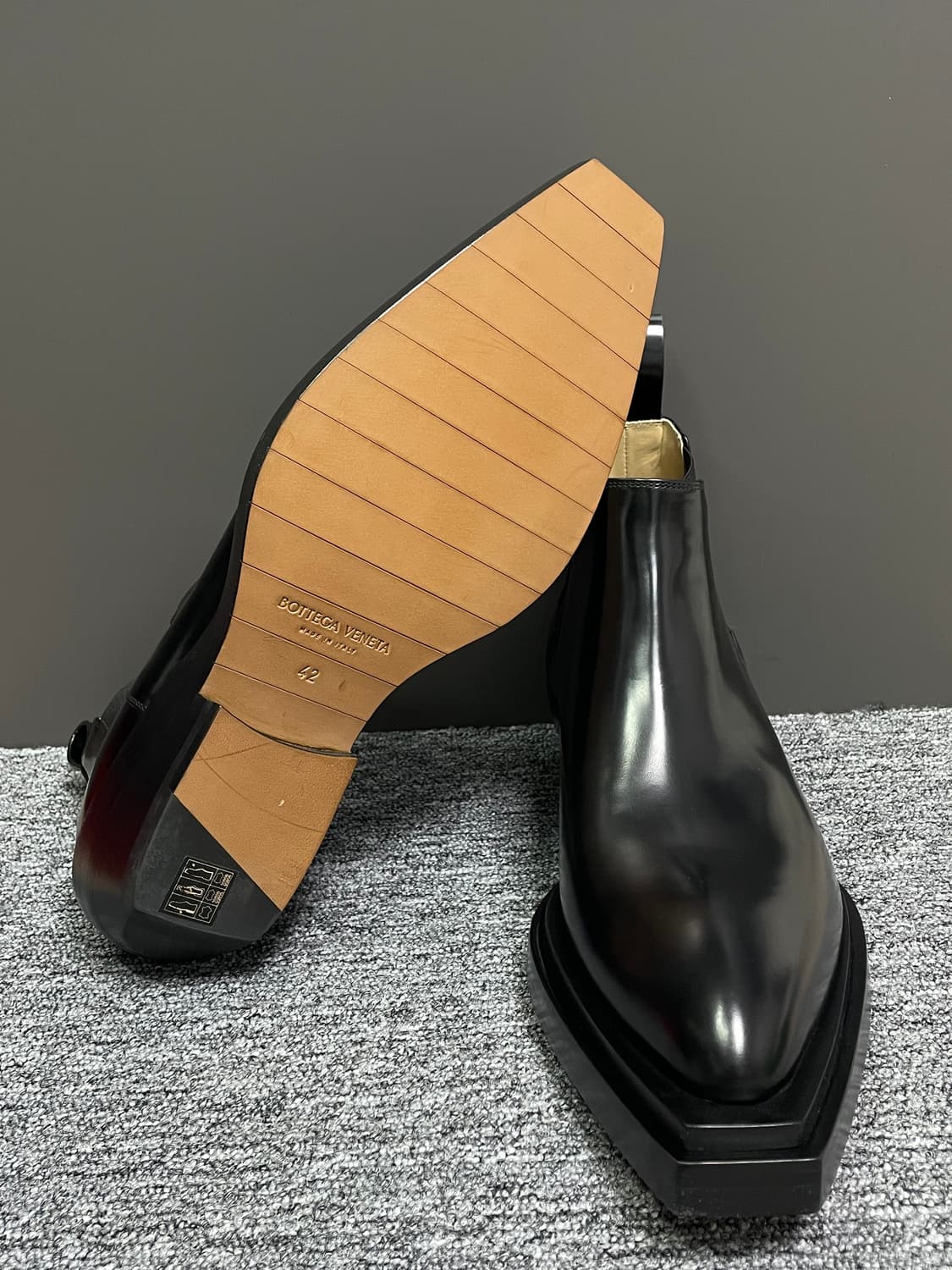 새상품 보테가베네타 첼시 부츠 구두 42 사이즈 상품이미지8