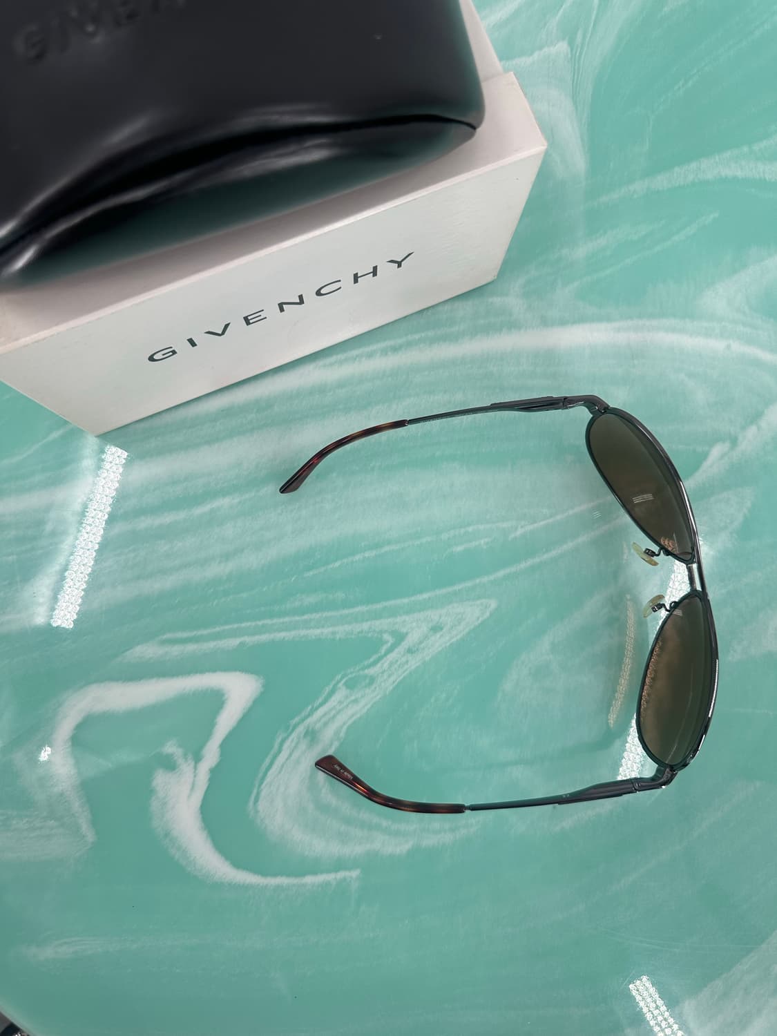 [새상품 무료배송] 정품 지방시 Made in Italy 선글라스 상품이미지6