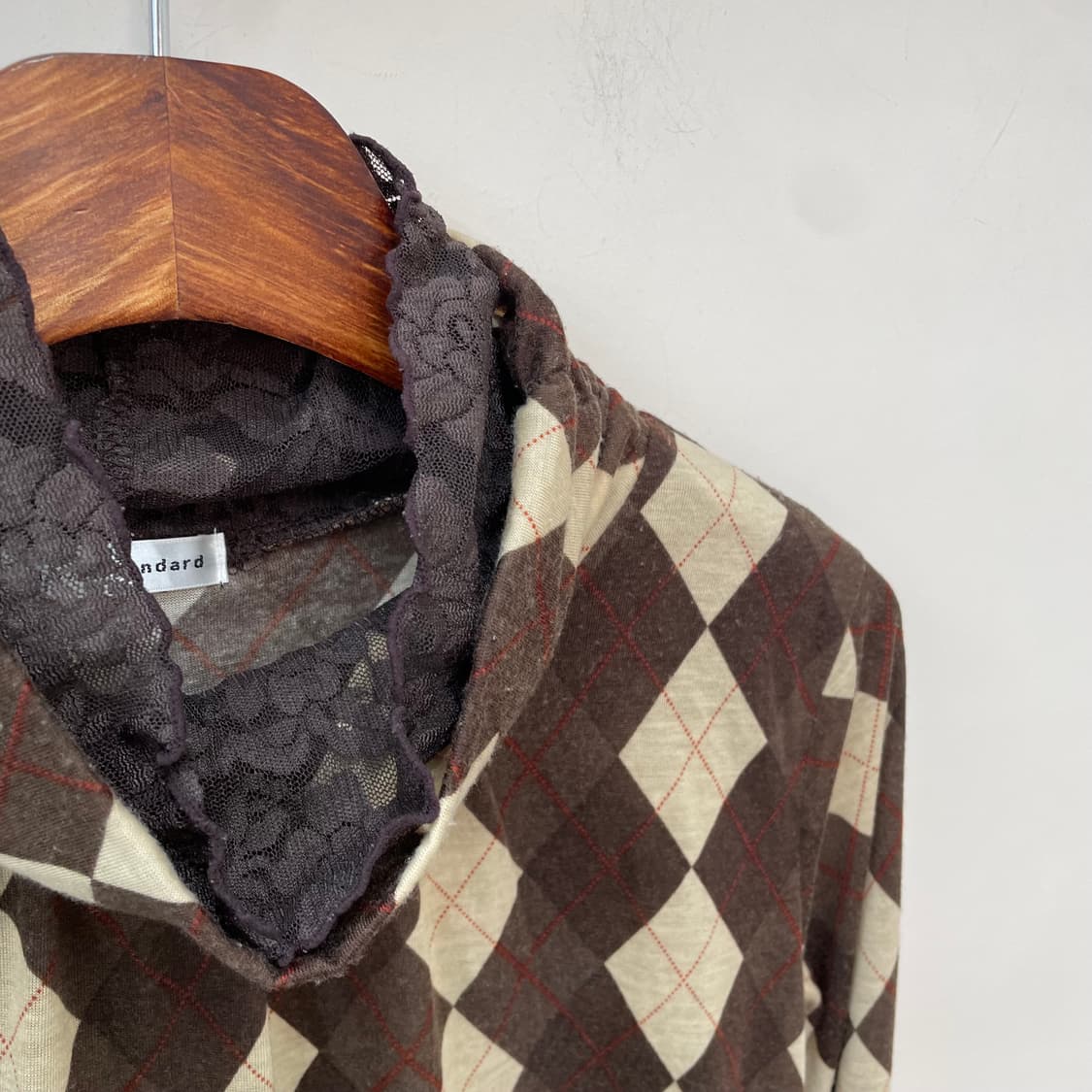 오네갸루 너드 프레피 브라운 아가일 터틀넥 탑 상품이미지2