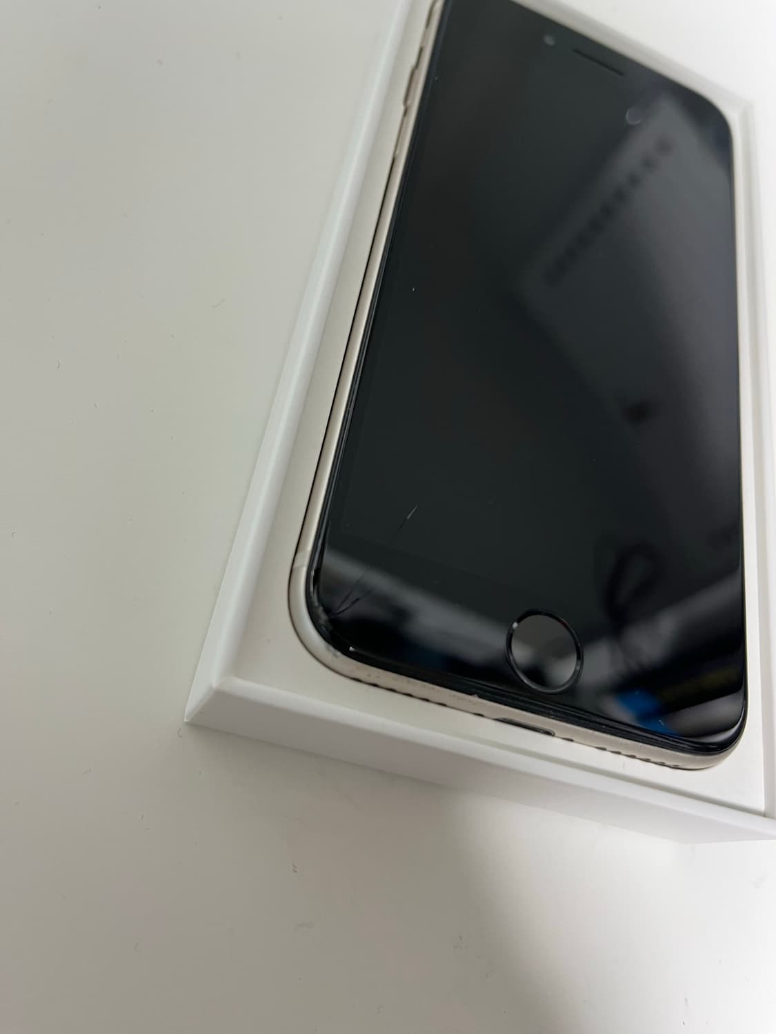 아이폰 se3 128gb 상품이미지3