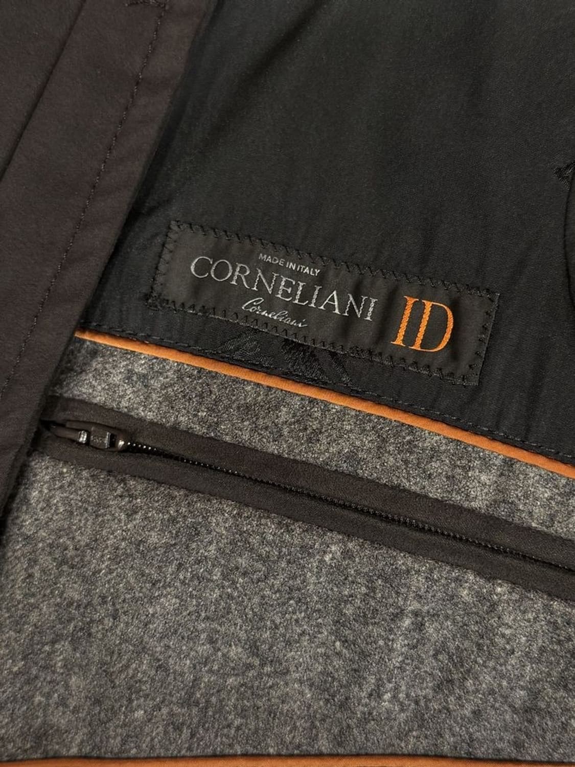 꼬르넬리아니 코트 상품이미지8