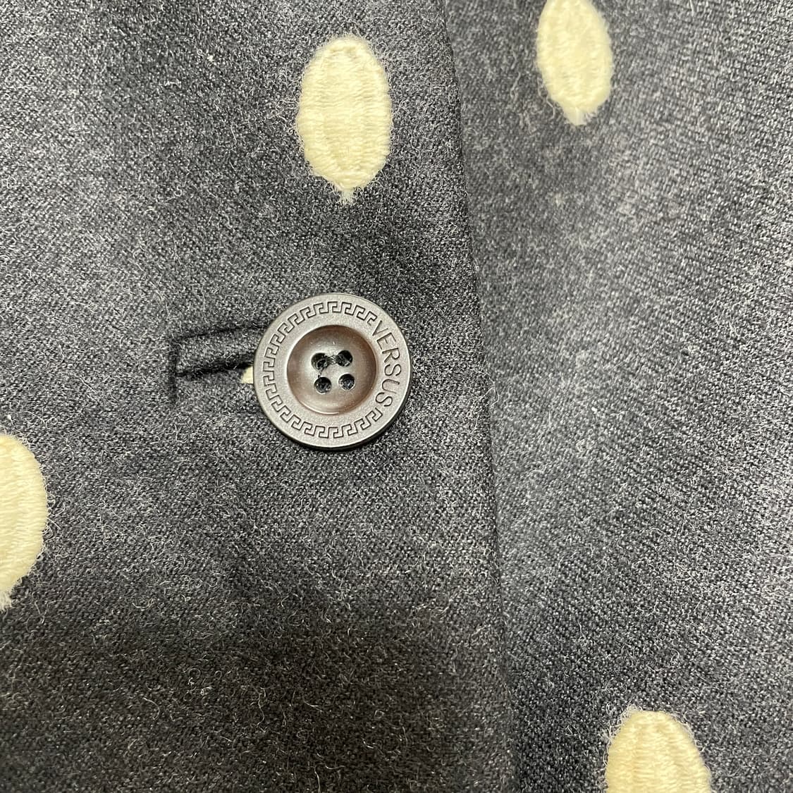 베르사체 베르수스 도트 자켓 스커트 셋업 상품이미지2