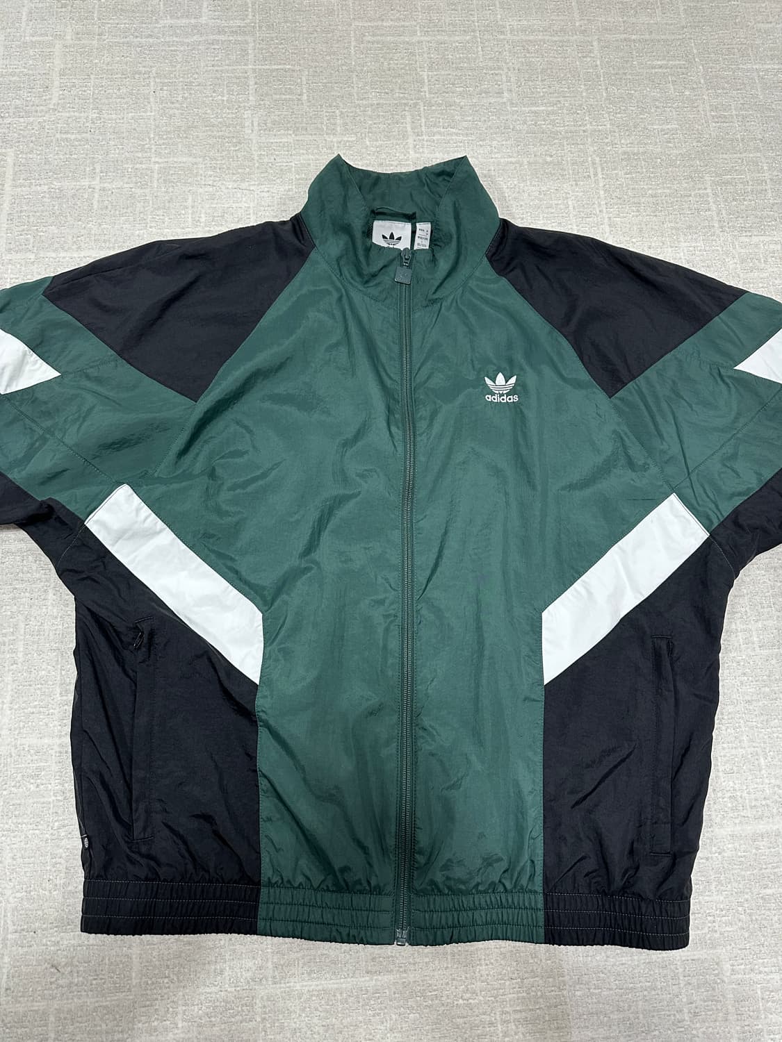 아디다스 리카이브 트랙 자켓 상품이미지3