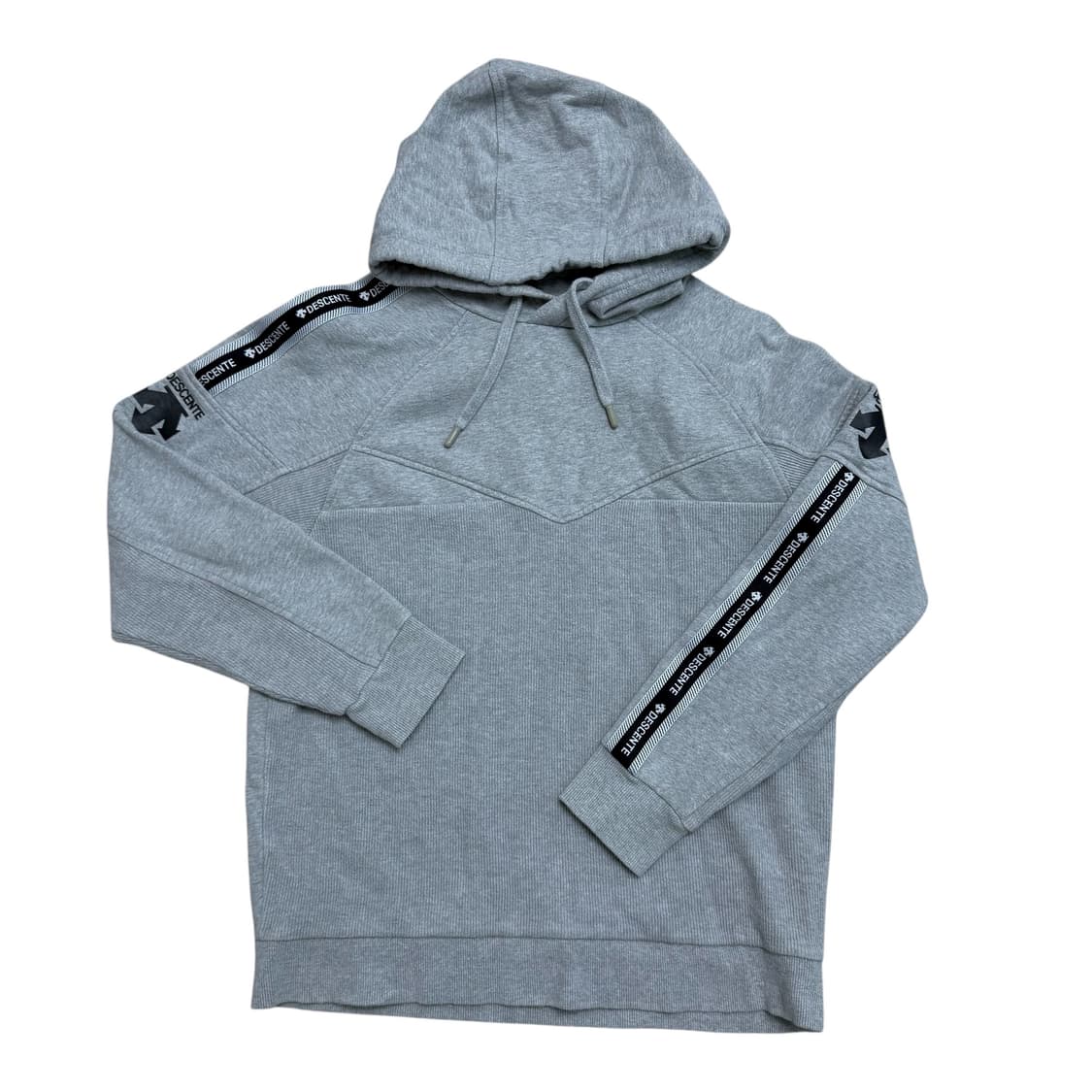 데상트 후드티 상품이미지1